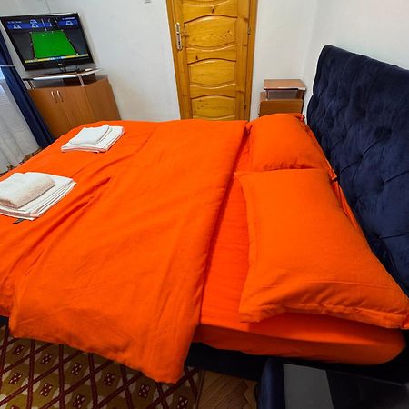 Linen Tree Apartment Băile Herculane エクステリア 写真